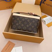 LV Cruiser Toiletry Bag Monogram Canvas M15350 - 22x13.5x12cm - 4