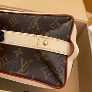 LV Cruiser Toiletry Bag Monogram Canvas M15350 - 22x13.5x12cm - 2