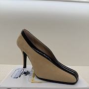 Chanel Pumps Suede Kidskin & Patent Calfskin Beige & Black 95mm - 6