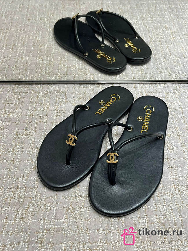 Chanel Thongs Lamskin Black - 1