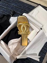 Chanel Mules Crackled Laminated Calfskin Gold - 2