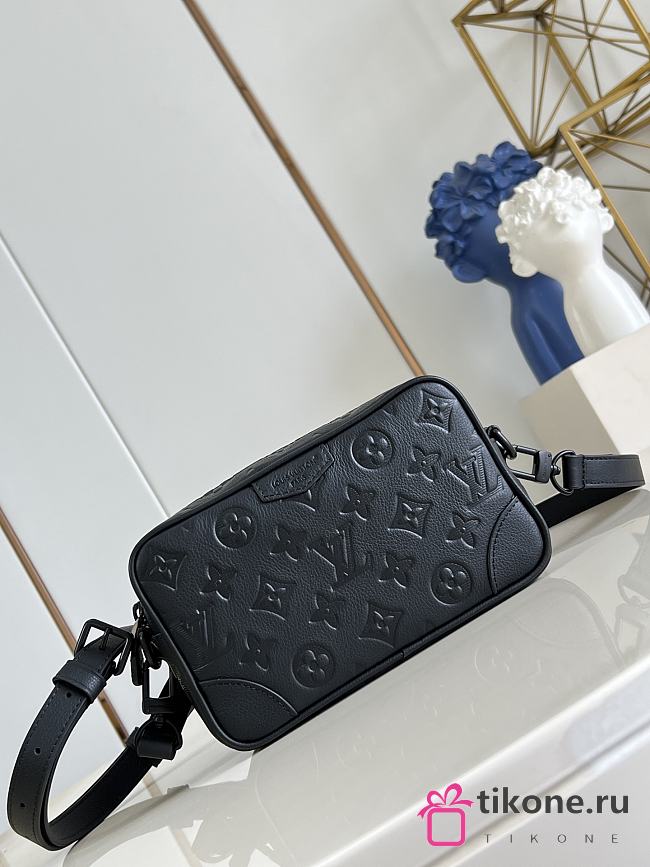 LV Trocadero Wearable Wallet Monogram Shadow Black M26737 - 20x13x6.5cm - 1