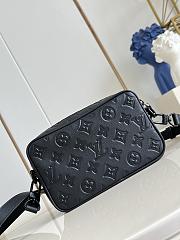 LV Trocadero Wearable Wallet Monogram Shadow Black M26737 - 20x13x6.5cm - 2