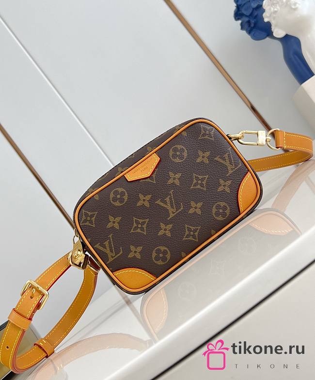 LV Trocadero Wearable Wallet Monogram Archive M26737 - 20x13x6.5cm - 1