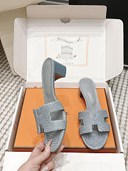 Hermes Oasis Sandal Shiny Lizard Light Gray 5cm  - 5