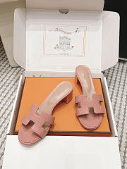 Hermes Oasis Sandal Shiny Lizard Light Pink 5cm  - 5