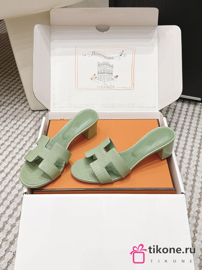 Hermes Oasis Sandal Shiny Lizard Light Green 5cm  - 1