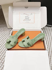 Hermes Oasis Sandal Shiny Lizard Light Green 5cm  - 1