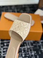 LV Lily Flat Mule Beige 1AHM99  - 5