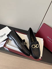 Ferragamo Moccasin With Gancini Ornament Calfskin Black  - 4