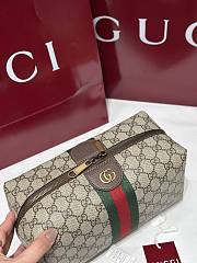 Gucci Savoy Medium Toiletry Case Beige And Brown GG Canvas - 26x12.5x12cm - 2