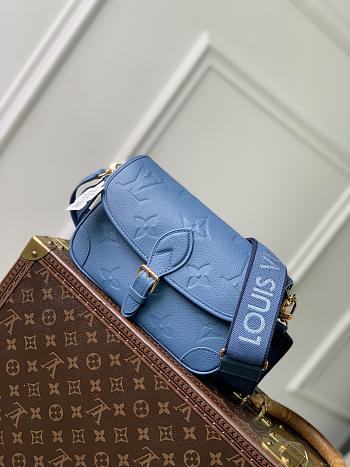 LV Diane Monogram Empreinte Blue Jean M27362 - 24x15x9cm