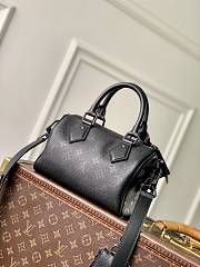LV Speedy P9 Bandouliere 20 Calfskin Leather Ultrablack M28262 - 22x14x17.5cm - 3