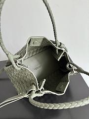 Bottega Veneta Medium Parachute Pickle - 29.5x18.5x17.5cm - 3