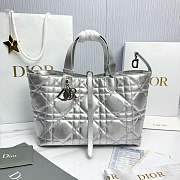 Medium Dior Toujours Bag Silver-Tone Iridescent Metallic Macrocannage Calfskin - 28.5x21.5x17cm - 4