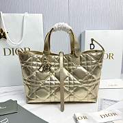 Medium Dior Toujours Bag Metallic Gold-Tone Macrocannage Calfskin - 28.5x21.5x17cm - 6