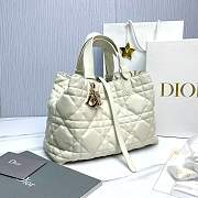 Medium Dior Toujours Bag Latte Macrocannage Calfskin - 28.5x21.5x17cm - 6