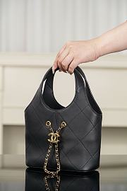 Chanel Small Tote Calfskin & Gold-Tone Metal Black - 27.5x21x10cm - 4