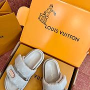 LV Pool Pillow Comfort Mule Grege 1AJL94 - 6