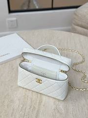 Chanel Vanity with Chain Grained Shiny Calfskin & Gold-Tone Metal White 25748 - 19.5x17x5cm - 3