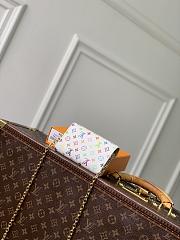 LVxTM Pouch Metis Belt Multicolor/White M4625Z - 13.5x8cm - 2