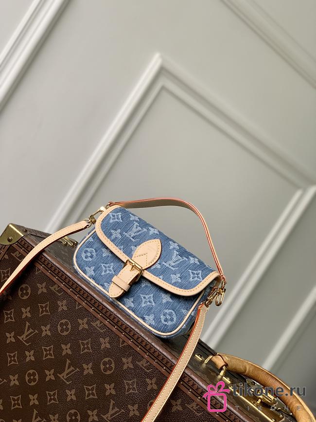 LV Nano Diane Monogram Denim Blue M27700 - 19x10.5x6cm - 1