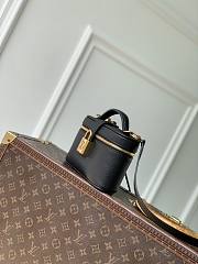 LV Low Key Vanity Pouch Black M27505 - 19x12x5.5cm - 4