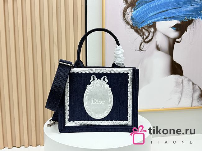 Small Dior Book Tote with Strap Blue Dior Oblique Embroidery with White Lace and Dior Medaillon - 26.5x22x14cm) - 1
