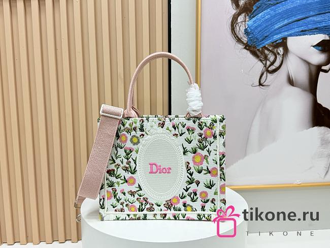 Small Dior Book Tote with Strap White Multicolor Daisy Garden Embroidery with Dior Medaillon - 26.5x22x14cm - 1