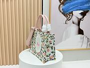 Small Dior Book Tote with Strap White Multicolor Daisy Garden Embroidery with Dior Medaillon - 26.5x22x14cm - 2