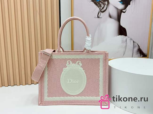Dioramour Medium Dior Book Tote with Strap Soupir Pink Dior Oblique Embroidery with White Lace and Dior Medaillon - 36x27.5x16.5cm - 1
