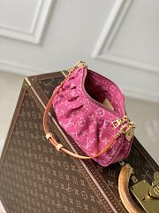 LV Pochette Valley Monogram Denim Fuchsia M28327 - 21x15x7cm  - 5
