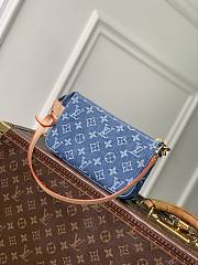 LV Pochette Accessoire Cargo Monogram Denim Blue M27602 - 23.5x14x3cm - 3