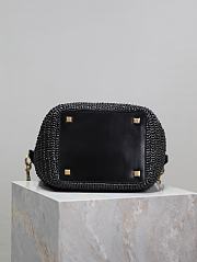 YSL Le 37 In Raffia In Black - 25x20x16cm - 5