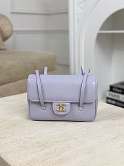 Chanel Clutch with Leather Strap Grained Shiny Calfskin & Gold-Tone Metal Purple - 17x11.5x5cm - 1