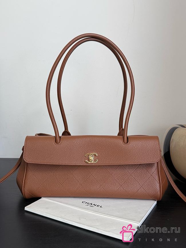 Chanel Small Tote Grained Calfskin & Gold-Tone Metal Brown - 30.5x15x11.5cm - 1