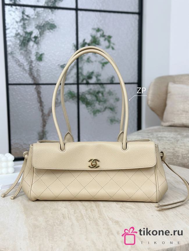 Chanel Small Tote Grained Calfskin & Gold-Tone Metal Beige - 30.5x15x11.5cm - 1