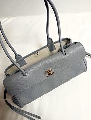 Chanel Small Tote Grained Calfskin & Gold-Tone Metal Gray - 30.5x15x11.5cm - 3