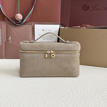 Loro Piana Extra Pocket L19 Calfskin Almond (D0Y9) - 19x7x12cm