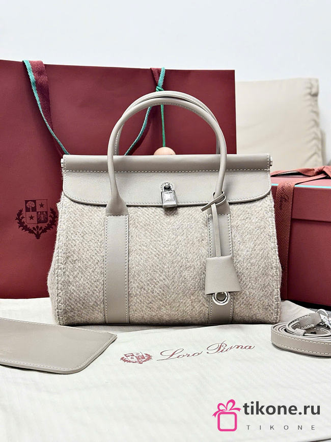 Loro Piana Loom Bag L25 Pecora Nera Dove (B5NO) - 25x18x12.5cm - 1