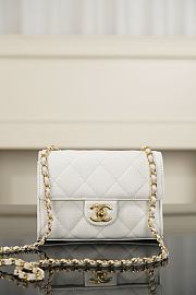 Chanel Mini Flap Bag Grained Calfskin & Gold-Tone Metal White - 19x13x7cm - 3