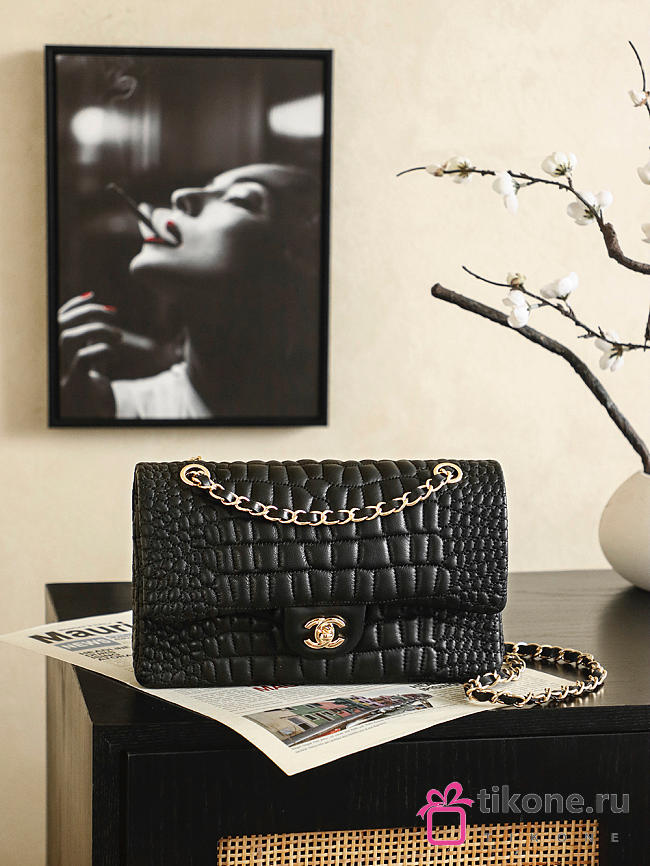 Chanel Classic Crocodile Embossed Calfskin & Gold-Tone Metal Black - 15.5×25.5×6.5cm - 1