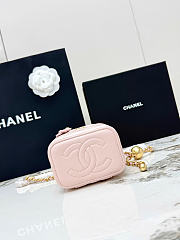 Chanel Small Vanity with Chain Shiny Lambskin & Gold-Tone Metal Light Pink AP1447 - 11x8.5x7cm - 4