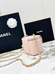 Chanel Small Vanity with Chain Shiny Lambskin & Gold-Tone Metal Light Pink AP1447 - 11x8.5x7cm - 2