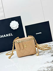 Chanel Small Vanity with Chain Shiny Lambskin & Gold-Tone Metal Beige AP1447 - 11x8.5x7cm - 1