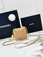 Chanel Small Vanity with Chain Shiny Lambskin & Gold-Tone Metal Beige AP1447 - 11x8.5x7cm - 4