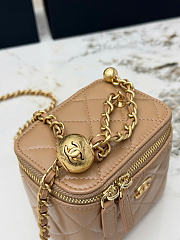 Chanel Small Vanity with Chain Shiny Lambskin & Gold-Tone Metal Beige AP1447 - 11x8.5x7cm - 3