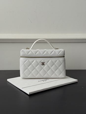 Chanel Vanity with Chain Grained Caviar & Gold-Tone Metal White - 19.5x17x5cm
