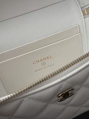 Chanel Vanity with Chain Grained Caviar & Gold-Tone Metal White - 19.5x17x5cm - 3