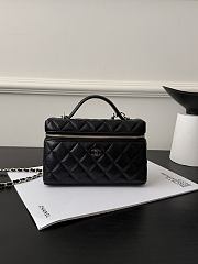 Chanel Vanity with Chain Grained Caviar & Gold-Tone Metal Black - 19.5x17x5cm - 1